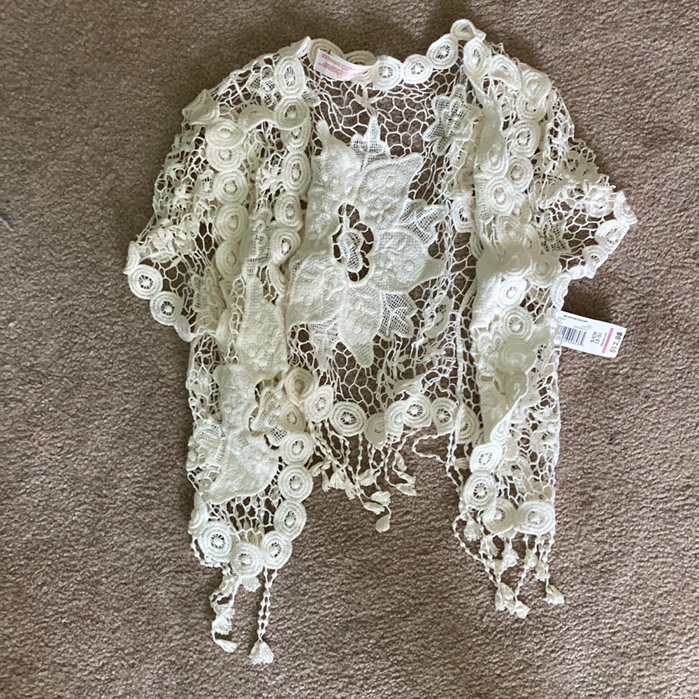 White Crochet shawl